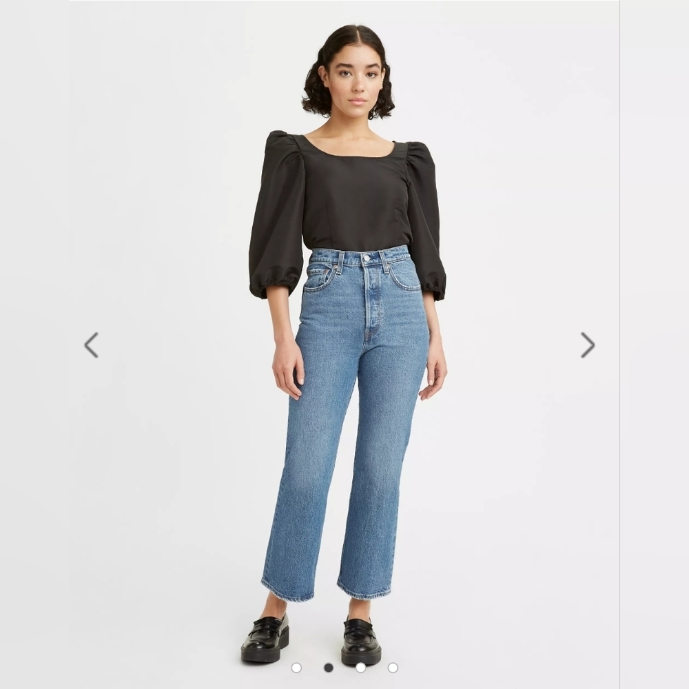Levi's Ribcage Cropped Bootcut Jeans